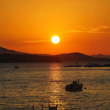Mobile Mirna Biograd Na Moru